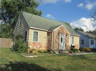179 Doyle Dr, North Tonawanda, NY 14120