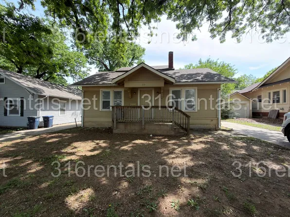 919 W 1st Ave, El Dorado, KS 67042