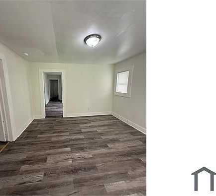 2nd image of 3729 Pine Ave SW