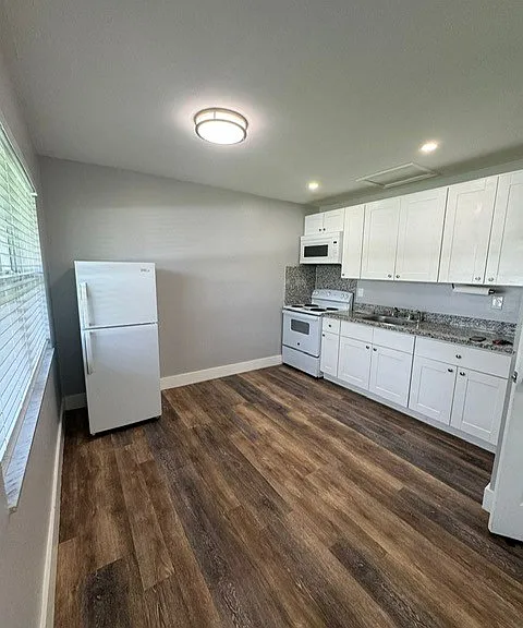 Madison Street Apts LLC — Photo 5