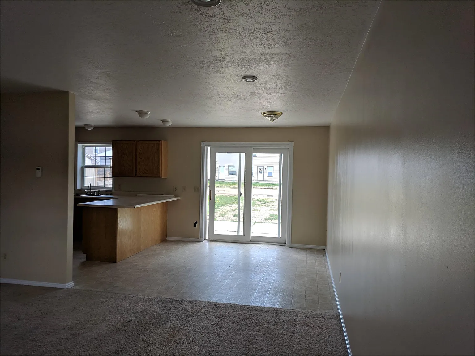 439B Country Club - 1 — Photo 3