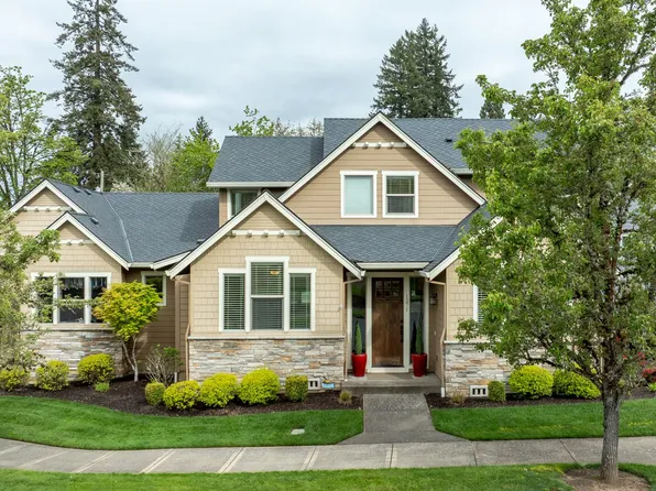1271 SW Forest Glen Dr, McMinnville, OR 97128
