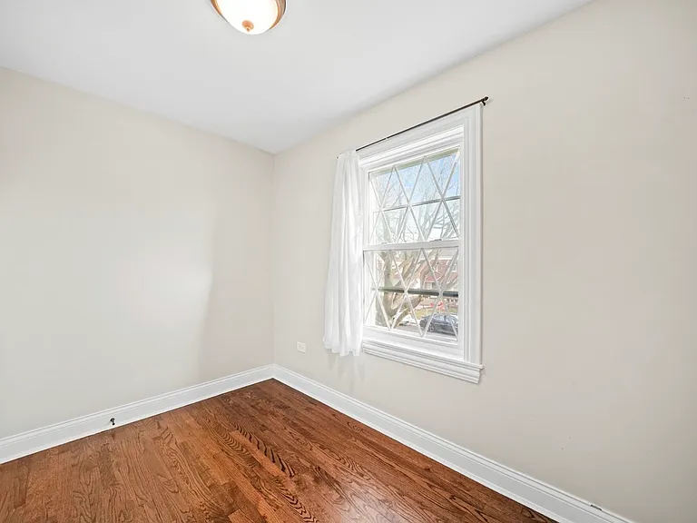 6350 S Lockwood Ave — Photo 8