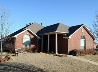 209 Glenwood Dr, Mansfield, TX 76063