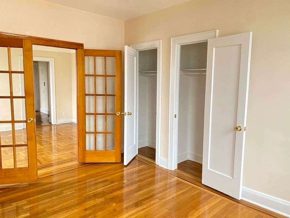 1st image of 25-68 37th St #2R