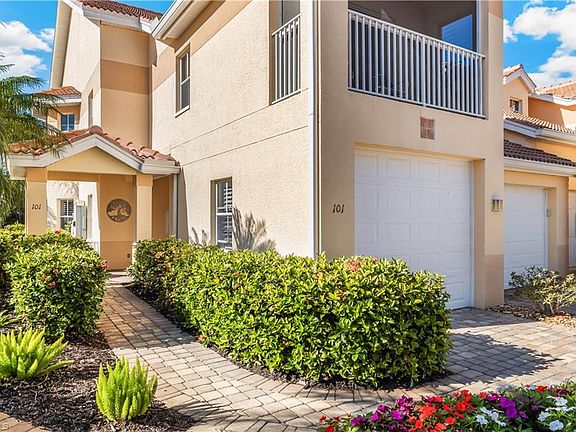 2nd image of 28640 Carriage Homes DR #101