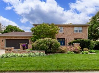 2210 Woodfield Rd, Bloomington, IL 61704