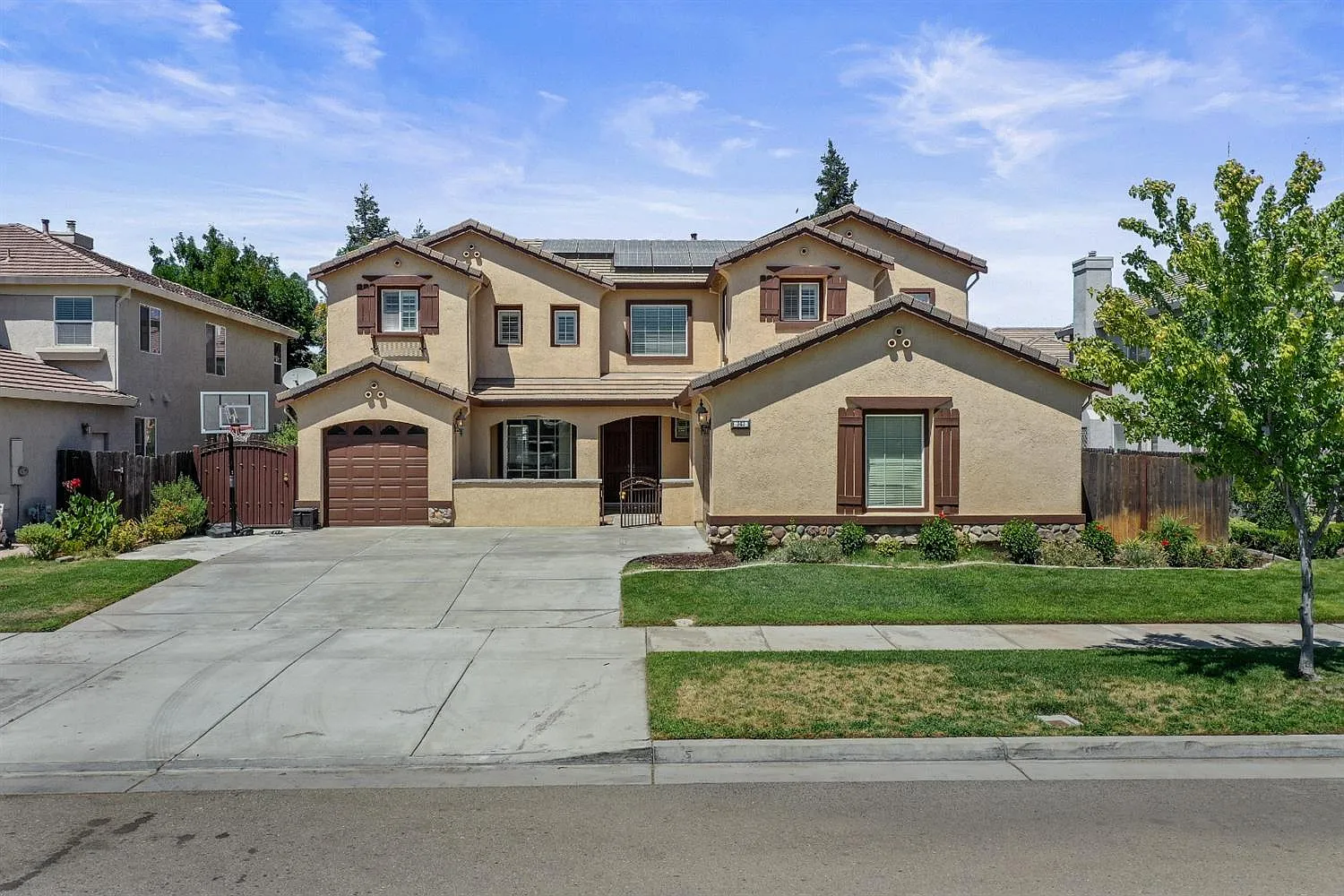343 E Wind Dr photo 1