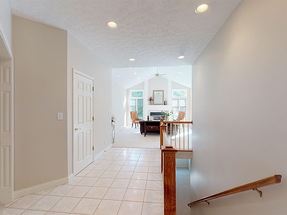 3rd image of 3626 Glenridge Ln