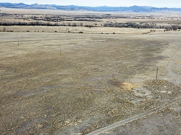 4th image of 316 Point Of Rocks Rd