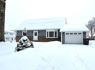 4613 Darby St, Center Valley, PA 18034