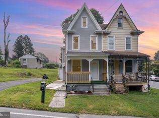 402 Chambers St, Steelton, PA 17113