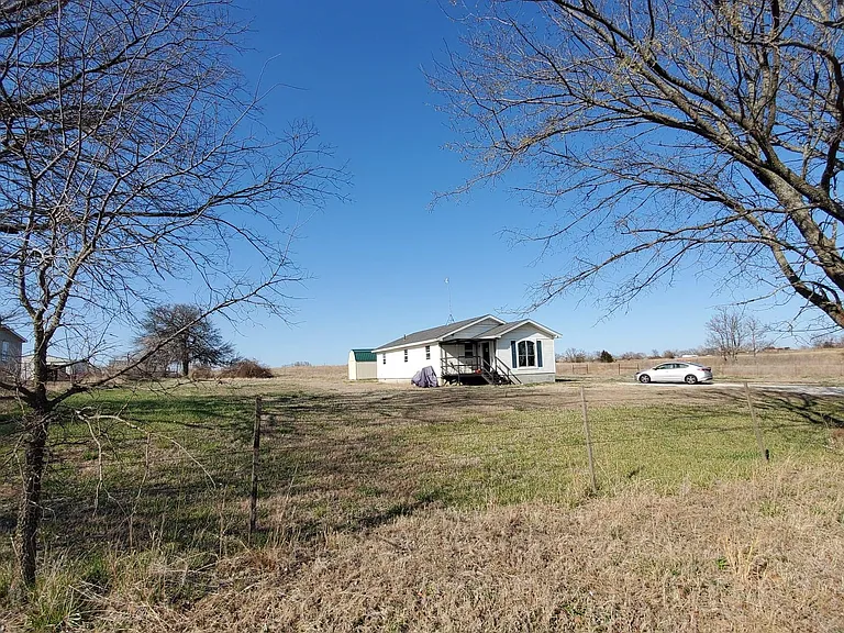 9640 County Road 1550 — Photo 8