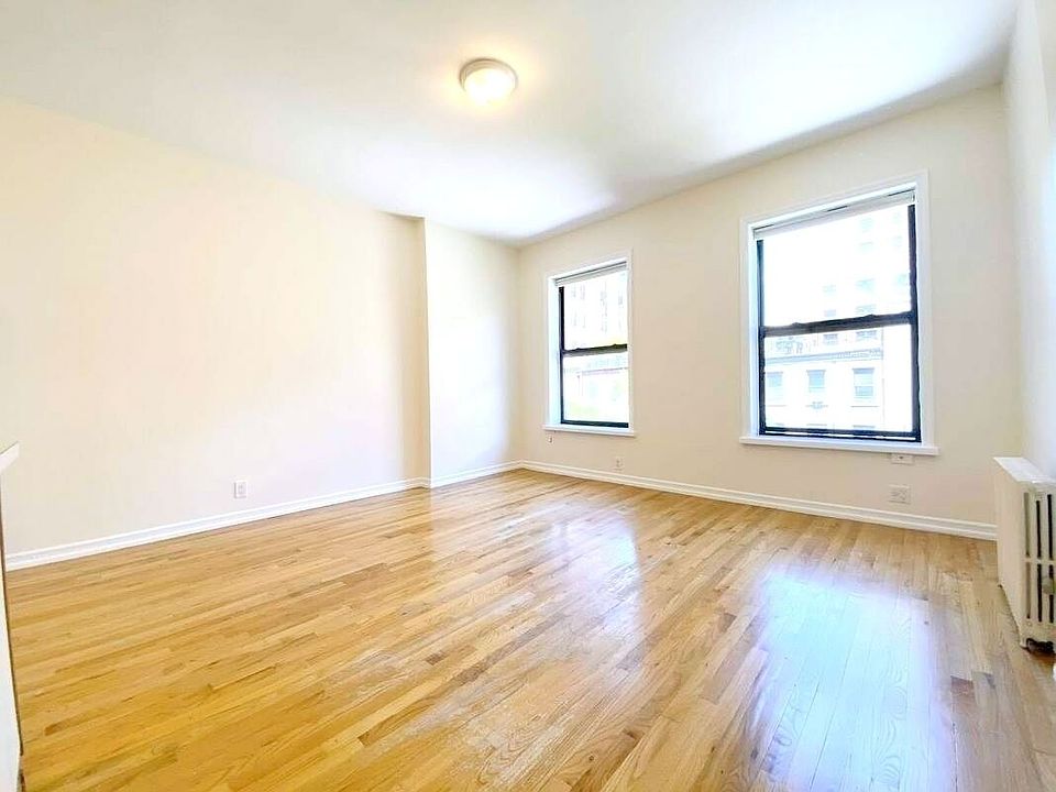 1st image of 147 W 72nd St #4D