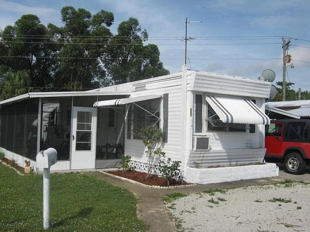 1st image of 276 Flame Ln