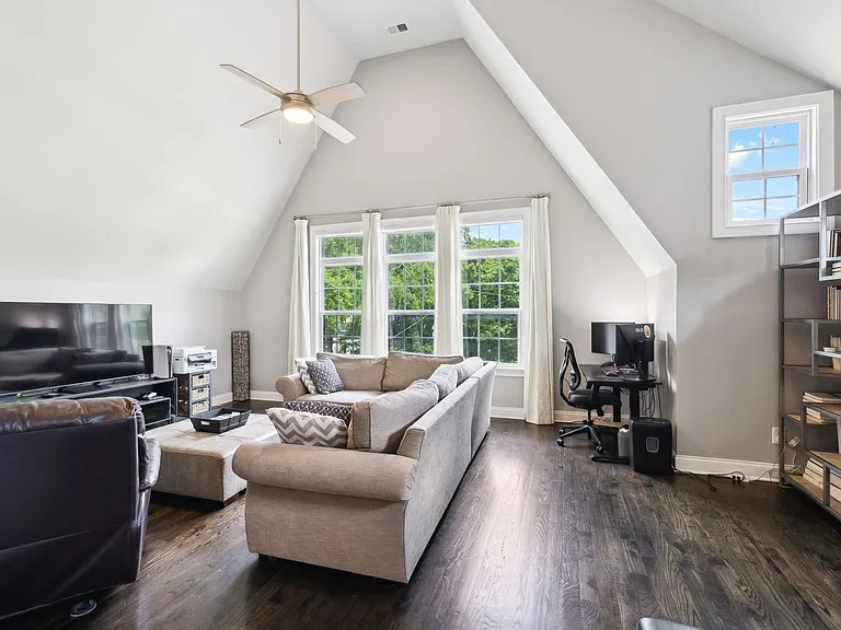 3419B Amanda Ave — Photo 85