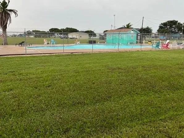 0 Calumet Dr, Palacios, TX 77465