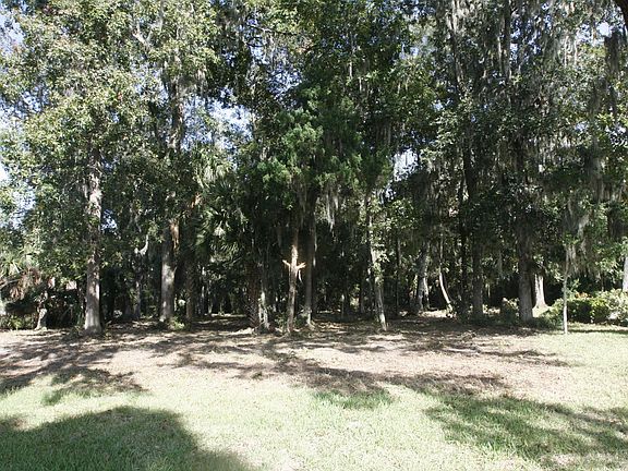 3rd image of 13855 Saxon Lake Dr