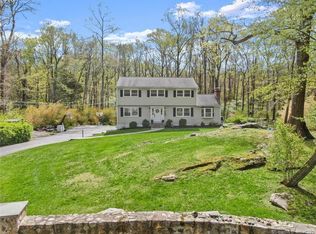 29 Snowberry Ln, Wilton, CT 06897