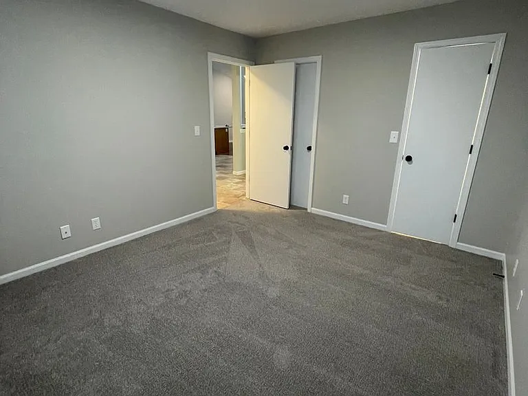3624-3626 Thornhill Circle W-TBROS — Photo 6