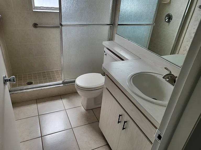 4210 Oak Ln #HOME — Photo 6