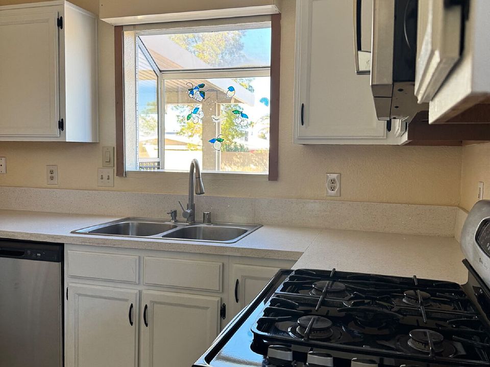 1st image of 4300 El Como Way