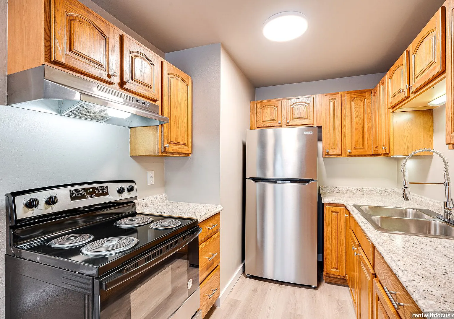 520 W. Linwood Ave. — Photo 1