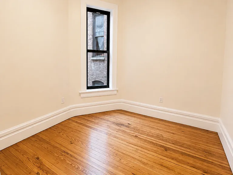 524 W 123rd St #4W — Photo 6