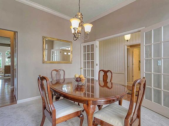 5th image of 317 Leather Leaf Ln