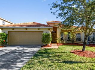 3119 Riachuelo Ln, Kissimmee, FL 34744