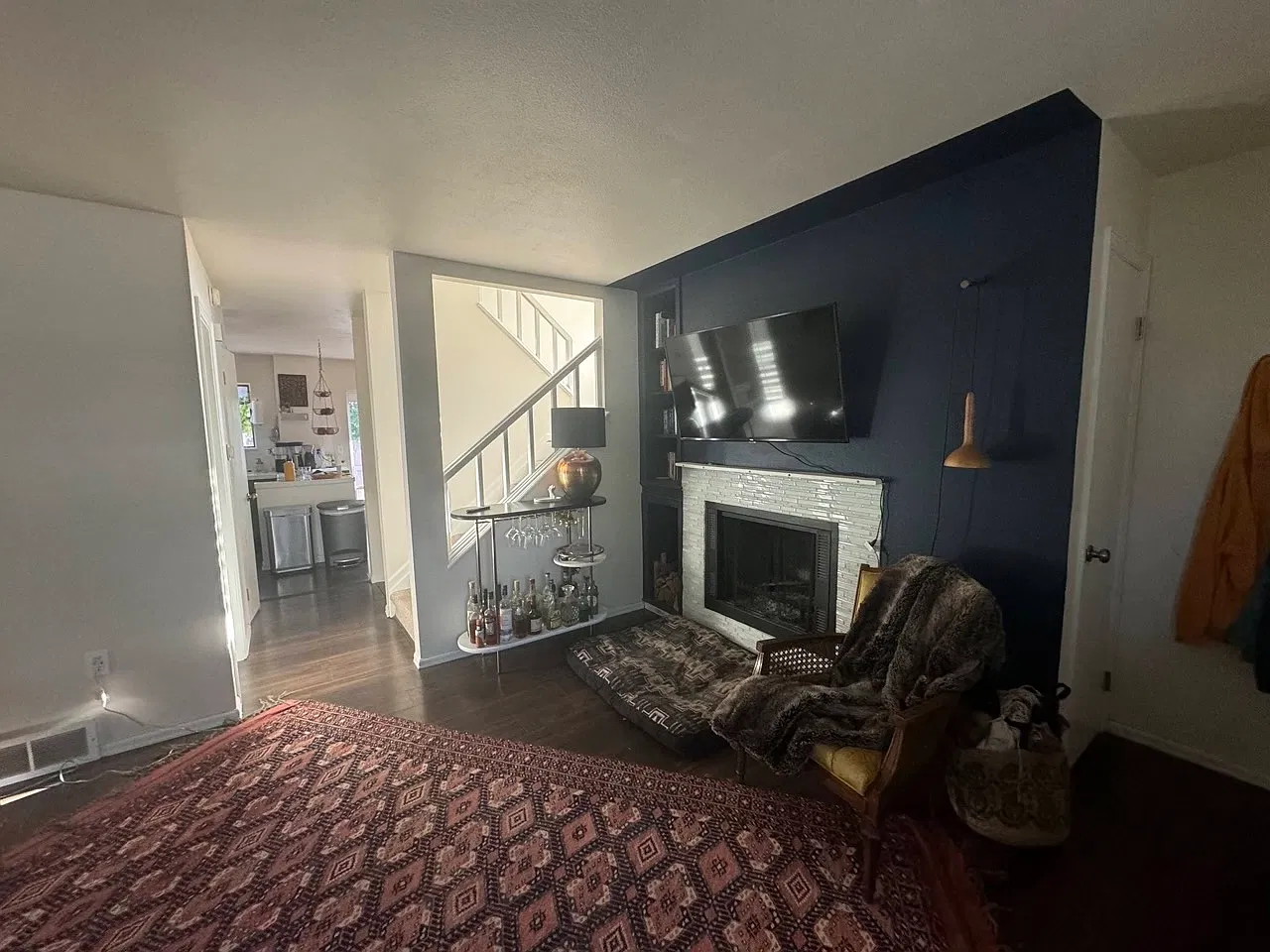 3 bed, 2.5 bath, 1800 sqft, $2,385 — Photo 4