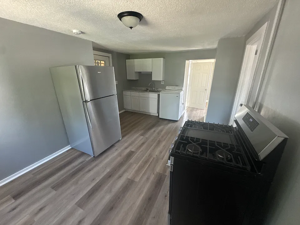 85 Worcester St #3
