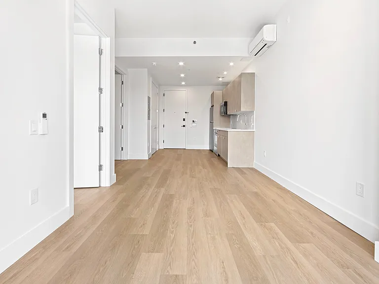 2915 Albemarle Rd #4A — Photo 6
