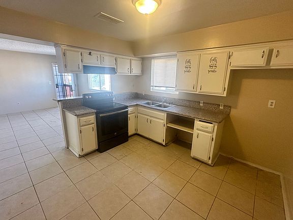 4th image of 3502 Pioneer Dr APT B