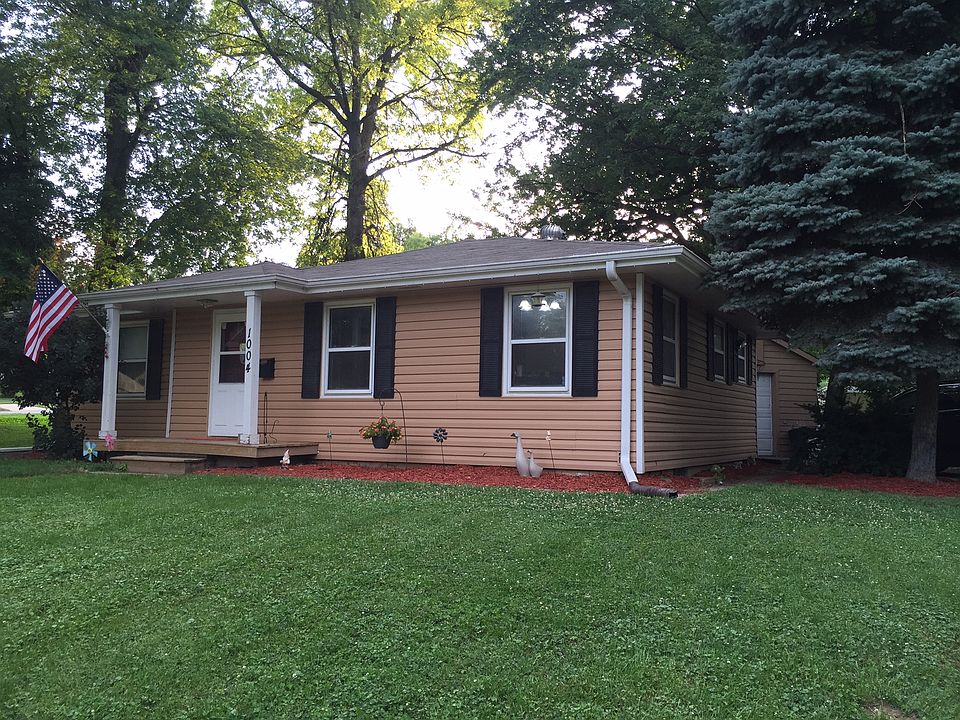 2nd image of 1004 Cole Creek Dr