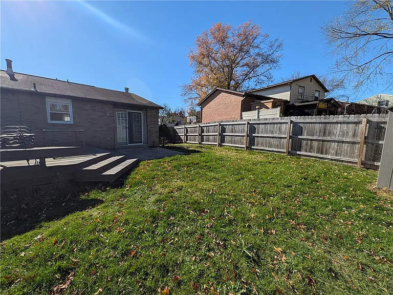 104 Teton Dr — Photo 37