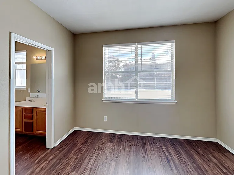 8516 Rainy Lake Dr — Photo 7
