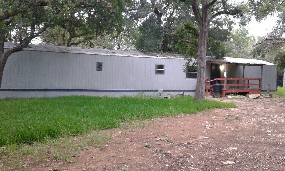 1st image of 570 Burr Oak Ln