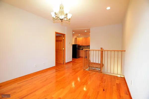 Rented by Brownstone Real Estate | media 28