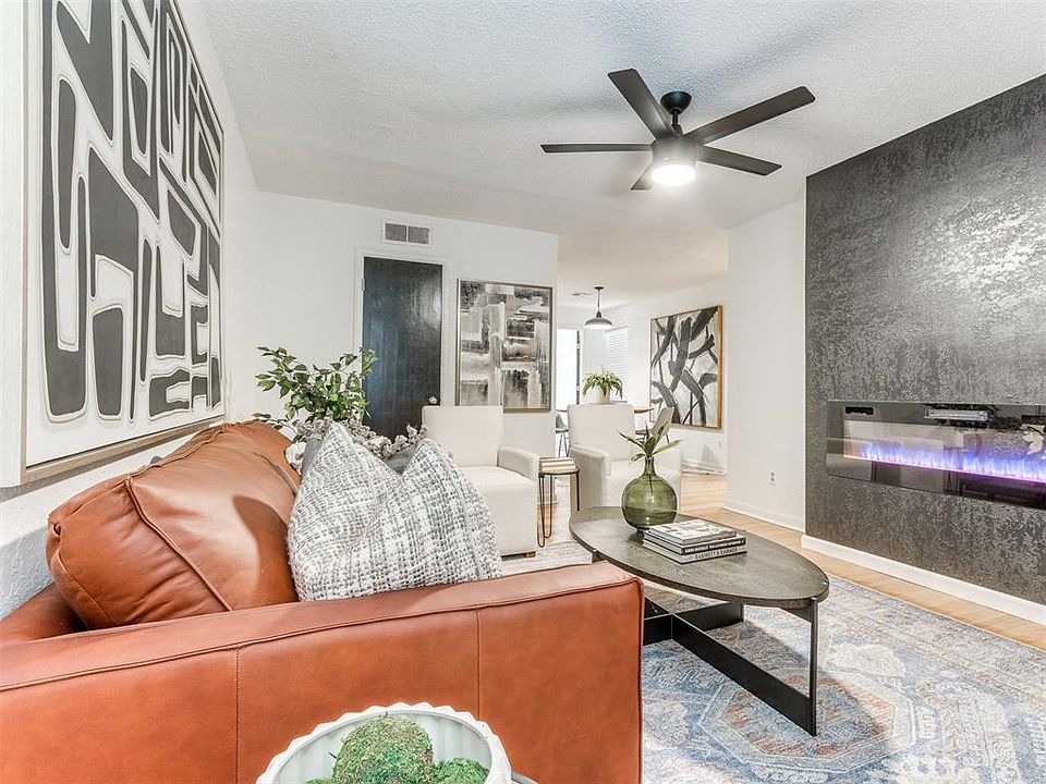 1st image of 1809 Meyers Pl