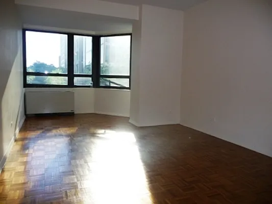 Rented by Citi Habitats | media 48