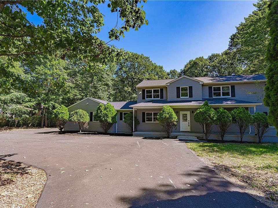 1st image of 423 Ramblewood Dr