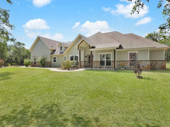 1255 Greg St, Greg, TX 76020