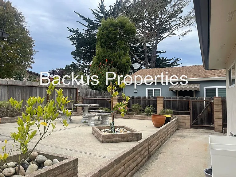 681 Alice St — Photo 18