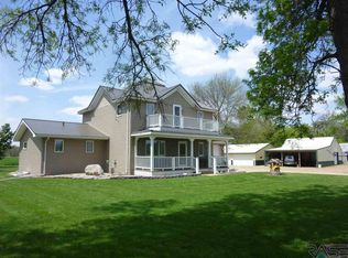 25091 Valley Rd, Montrose, SD 57048