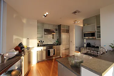 Rented by Domus Realty