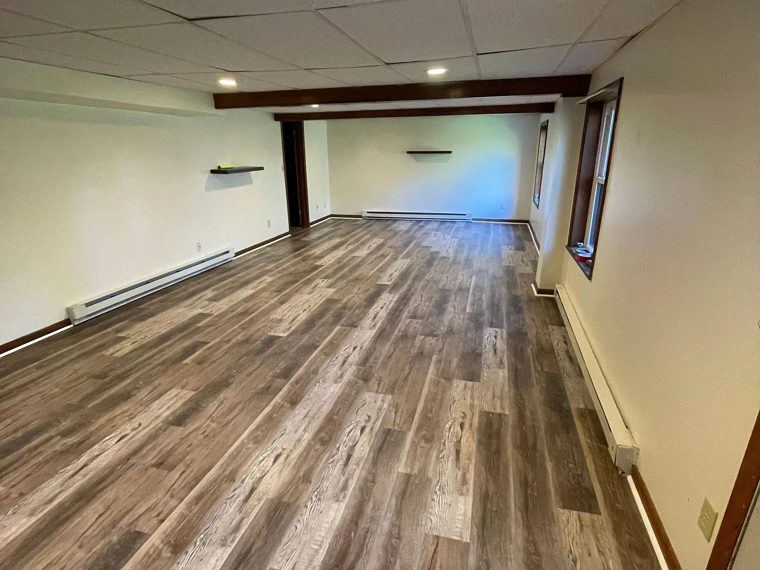 3 bed, 1.0 bath, 1100 sqft, $1,200 — Photo 2