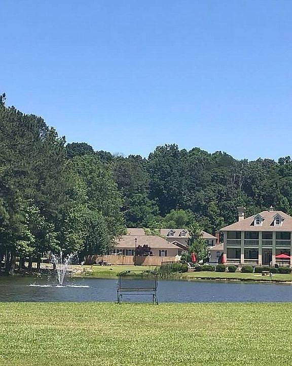 Clubhouse & Amenties 
