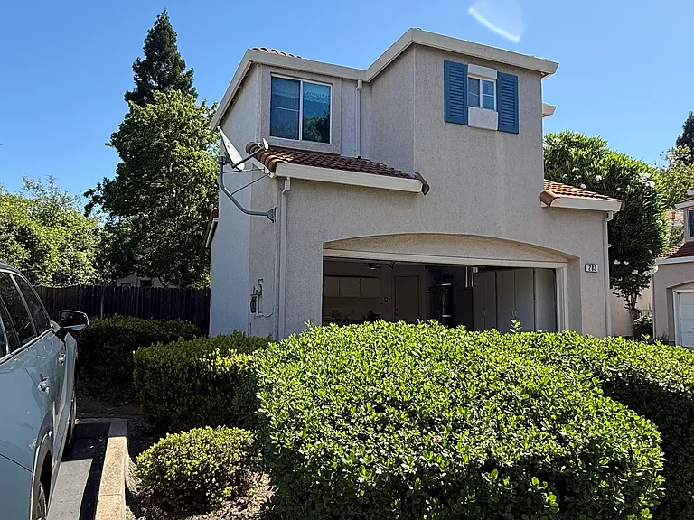 282 Oak Briar Ct — Photo 4