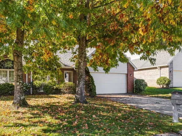 379 Country View Dr, Lower Burrell, PA 15068